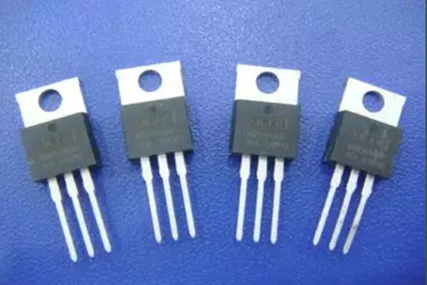 肖特基二極管，齊納二極管